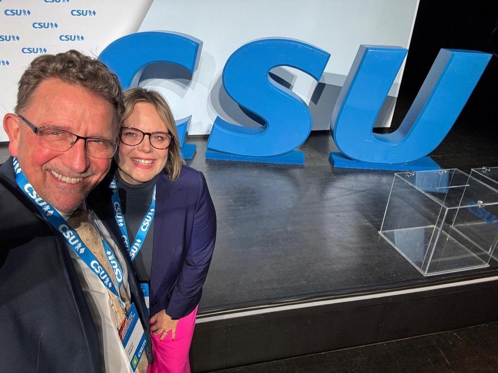 42741d3f 547a 4c4b 94a2 f2a31deb9513